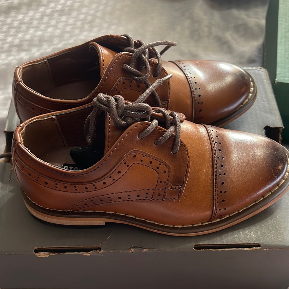 Toddler Stacy Adams Size 7M
